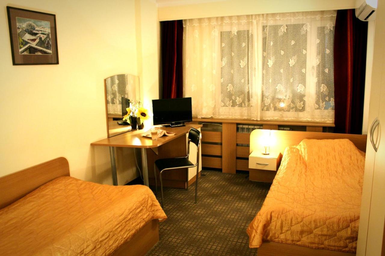 Hotel Of Bulgarian Academy Of Sciences Sofia Exteriör bild